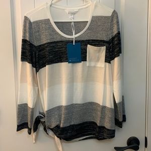 Market & spruce top-NWT